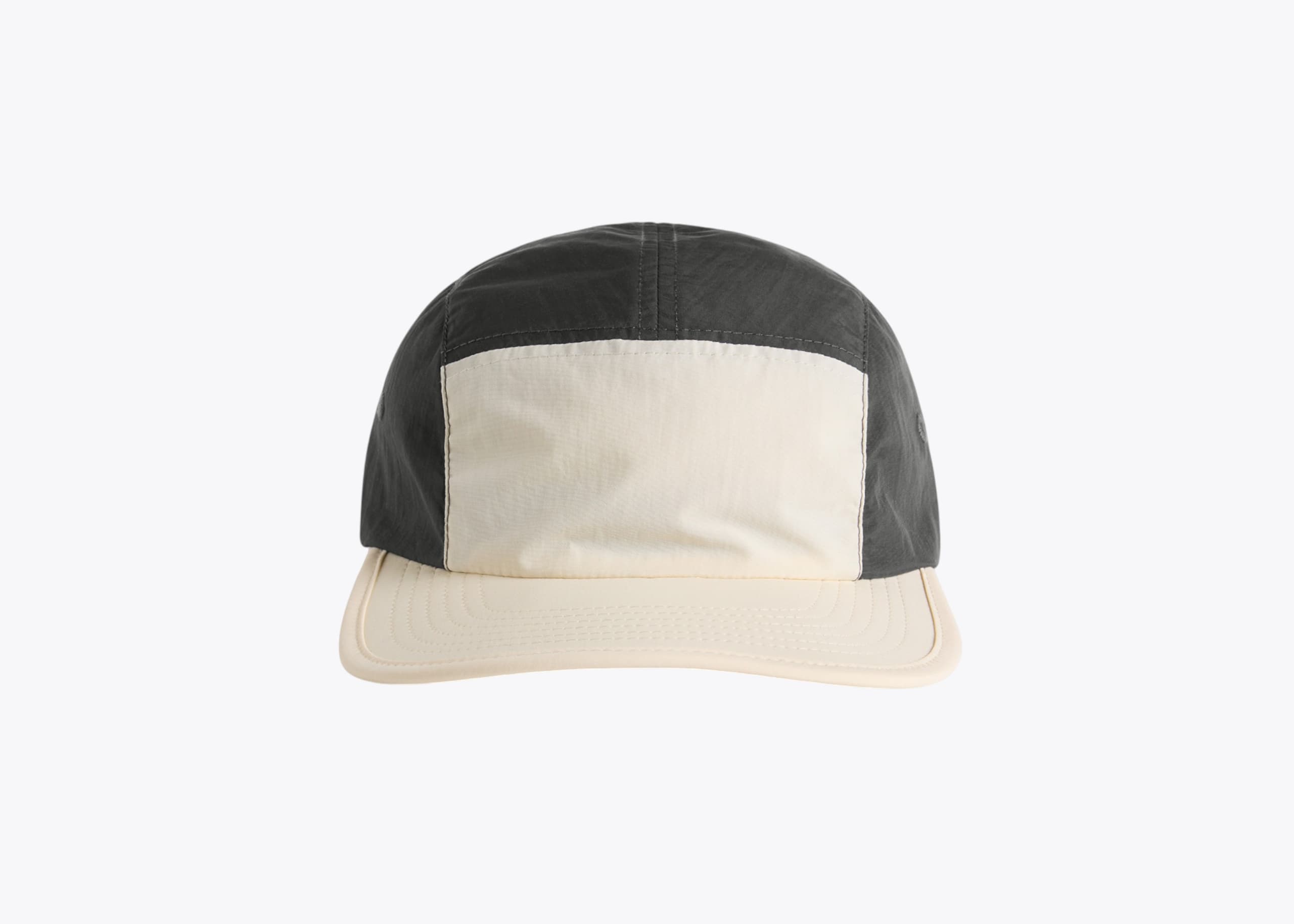 AS Colour 1105 Finn Two-Tone Nylon Cap in Ecru/Coal (size:one size fits most, view:front)